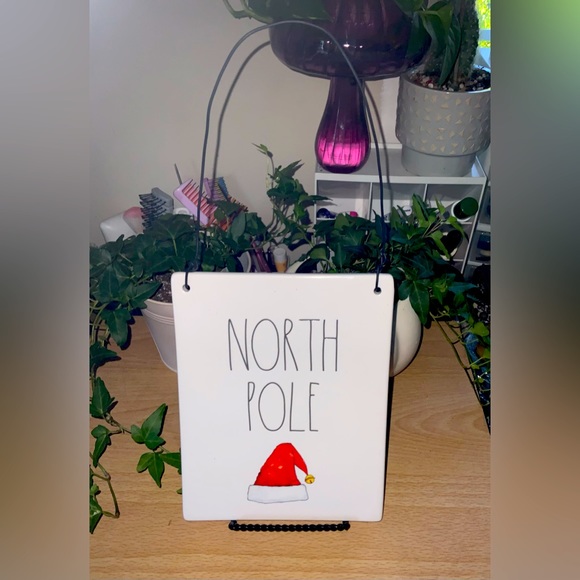 Rae Dunn | Holiday | Rae Dunn North Pole Sign | Poshmark